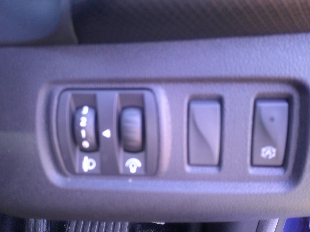 Used Renault Clio 2019 for sale - 77133371: Photo 18