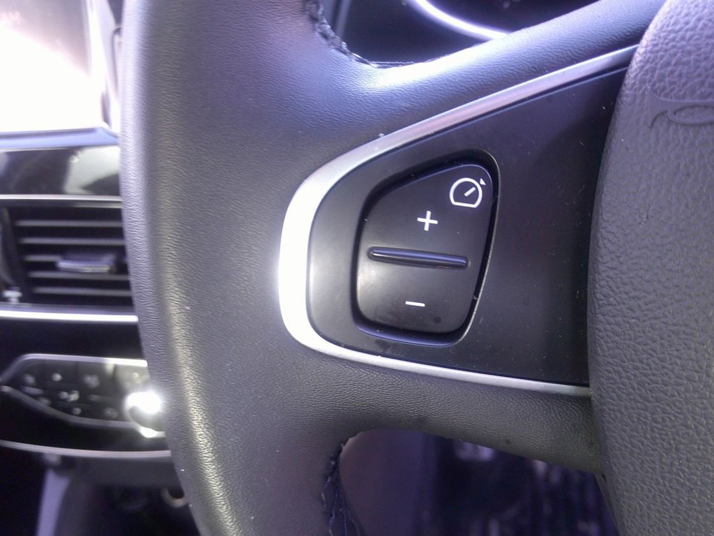 Used Renault Clio 2019 for sale - 77133371: Photo 20