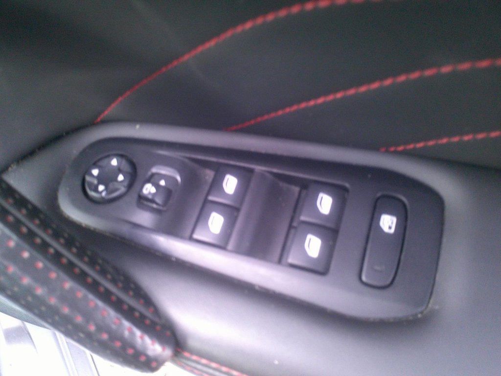 Used Peugeot 308 2017 for sale - 77341634: Photo 20