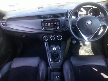 Used Alfa Romeo Giulietta 2020 for sale - 79221359: Photo