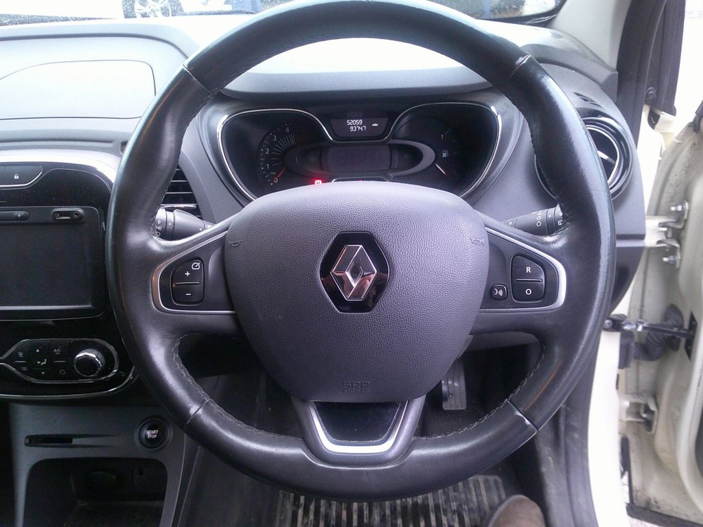 Used Renault Captur 2016 for sale - 76973152: Photo 11