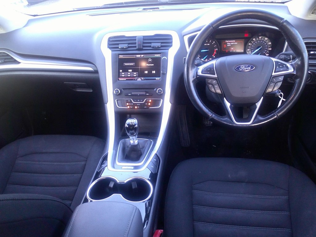 Used Ford Mondeo 2016 for sale - 76647266: Photo 3