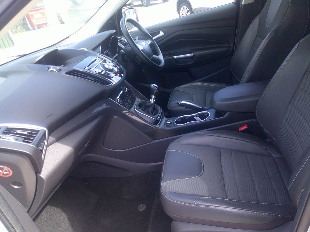 Used Ford Kuga 2015 for sale - 77355924: Photo 15