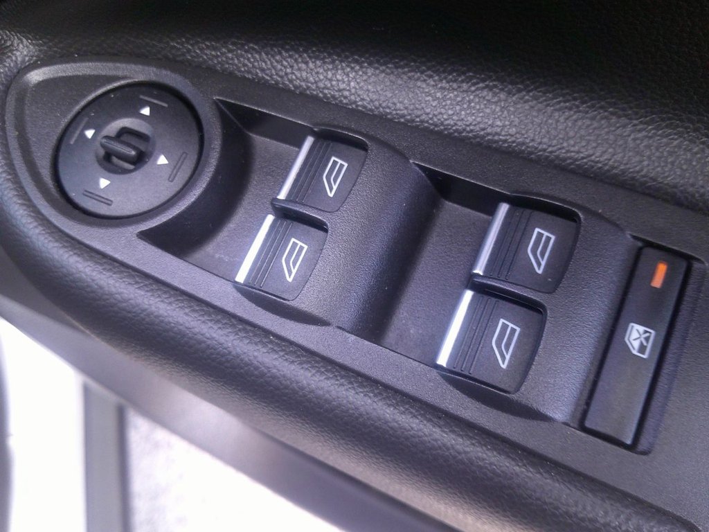 Used Ford Kuga 2015 for sale - 77355924: Photo 16