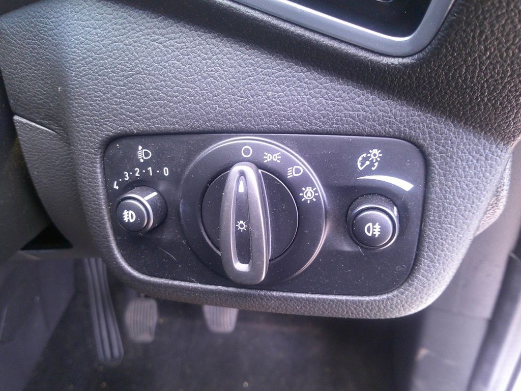 Used Ford Kuga 2015 for sale - 77355924: Photo 17