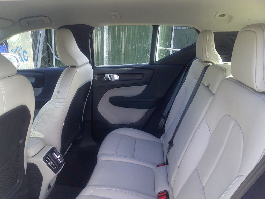 Used Volvo XC40 2019 for sale - 76647268: Photo 9