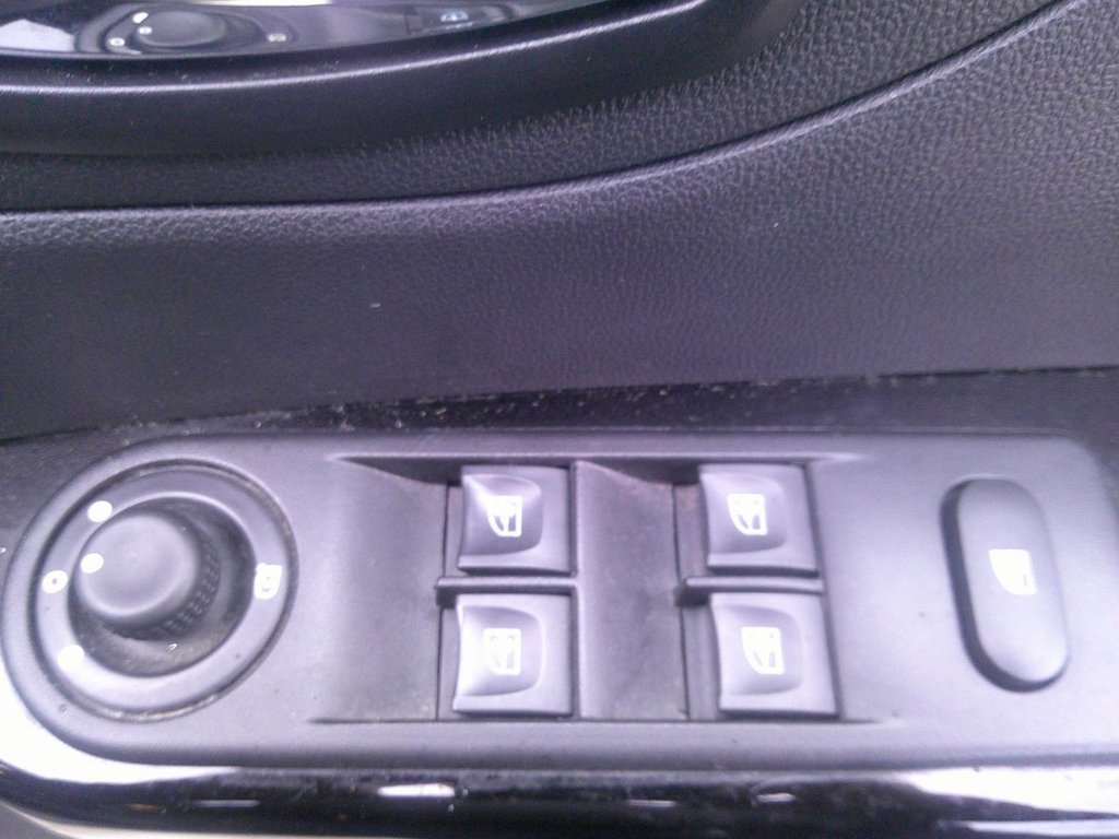 Used Renault Captur 2016 for sale - 76900950: Photo 23