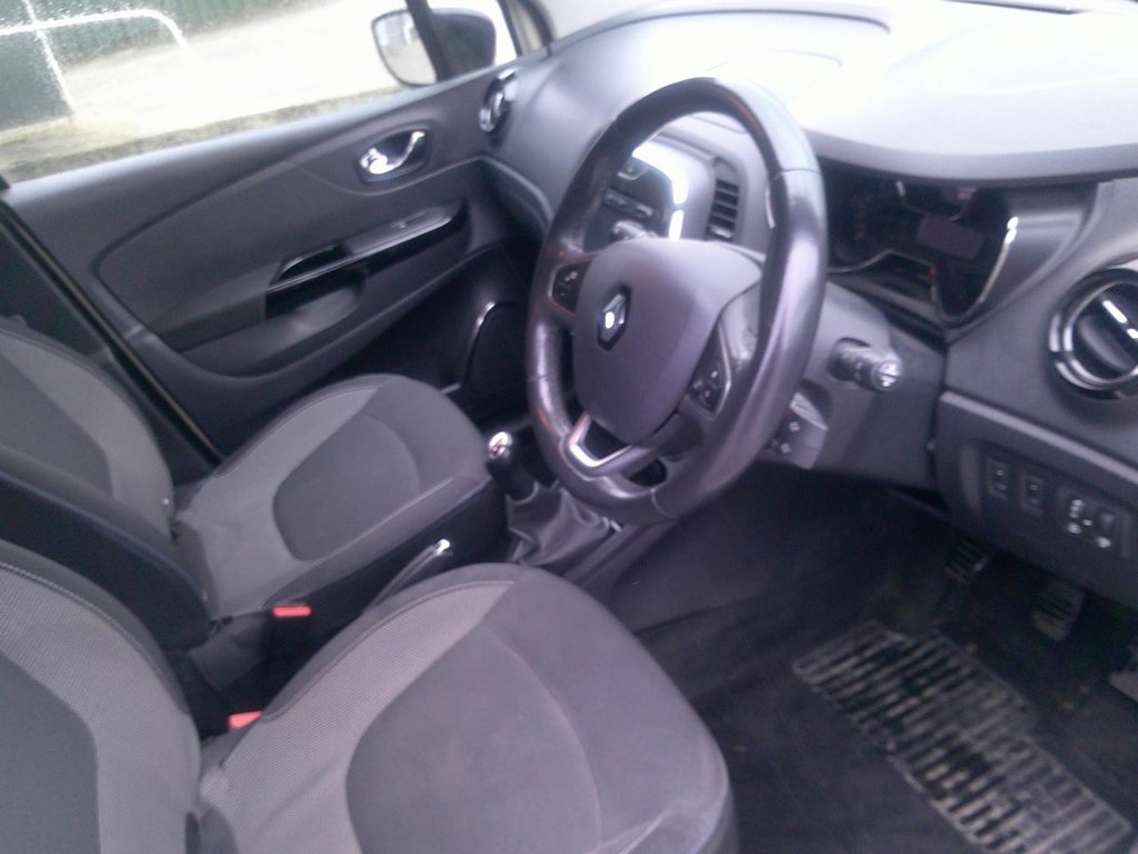 Used Renault Captur 2016 for sale - 76900950: Photo 25