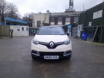 Used Renault Captur 2016 for sale - 76900950: Photo