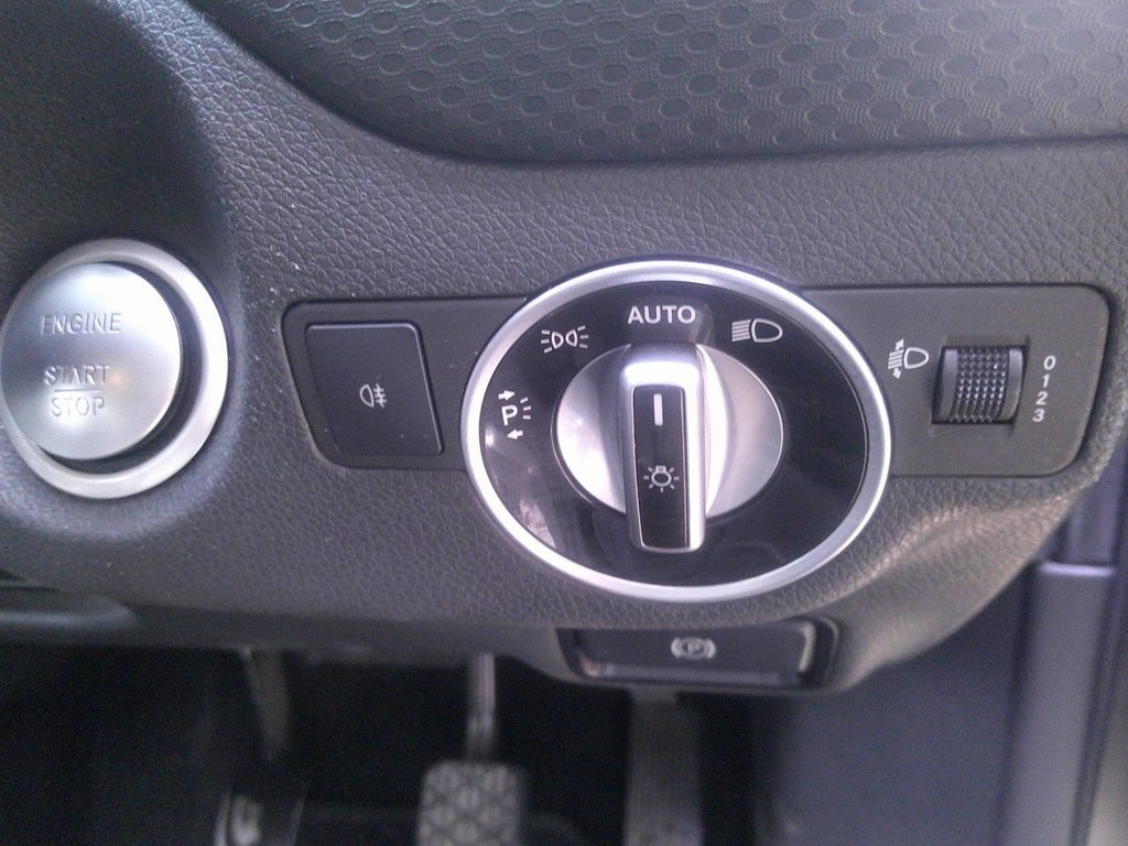 Used Mercedes-Benz A-Class 2017 for sale - 77133675: Photo 21