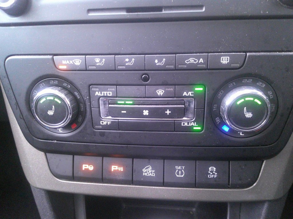 Used Skoda Yeti 2014 for sale - 77521332: Photo 30