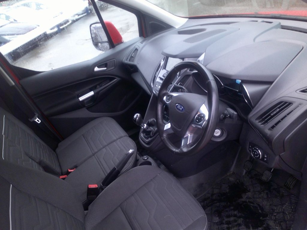 Used Ford Tourneo Connect 2017 for sale - 76867975: Photo 24