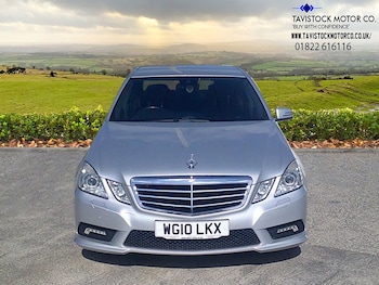 Used Mercedes-Benz E Class 2010 for sale - 77952546: Photo