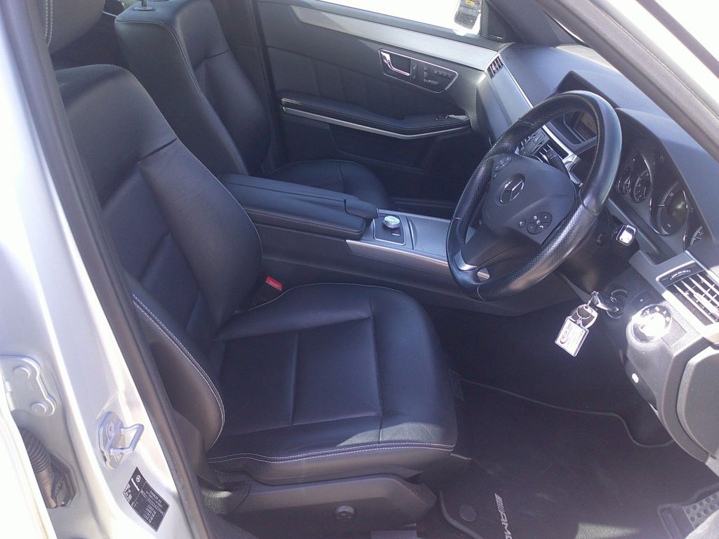 Used Mercedes-Benz E Class 2010 for sale - 77952546: Photo 8