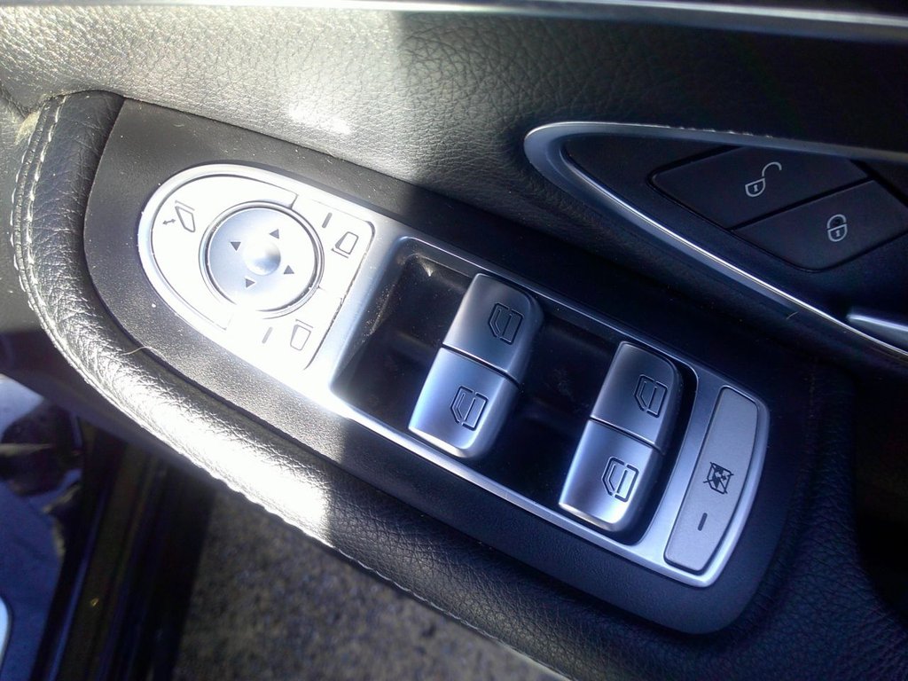 Used Mercedes-Benz C Class 2018 for sale - 77007464: Photo 21