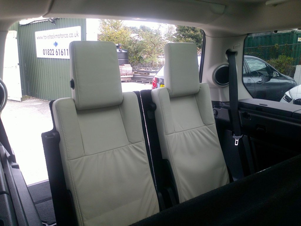 Used Land Rover Discovery 2013 for sale - 76647253: Photo 15