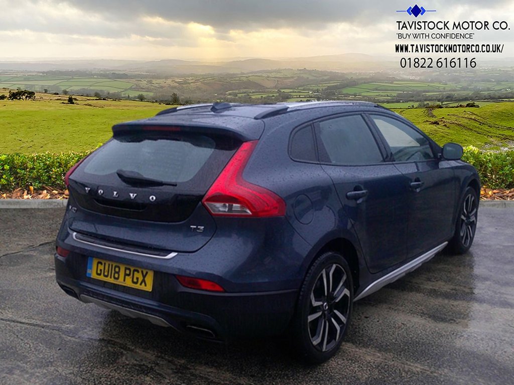 Used Volvo V40 Cross Country 2018 for sale - 77133365: Photo 17