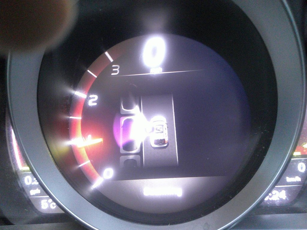 Used Volvo V40 Cross Country 2018 for sale - 77133365: Photo 29