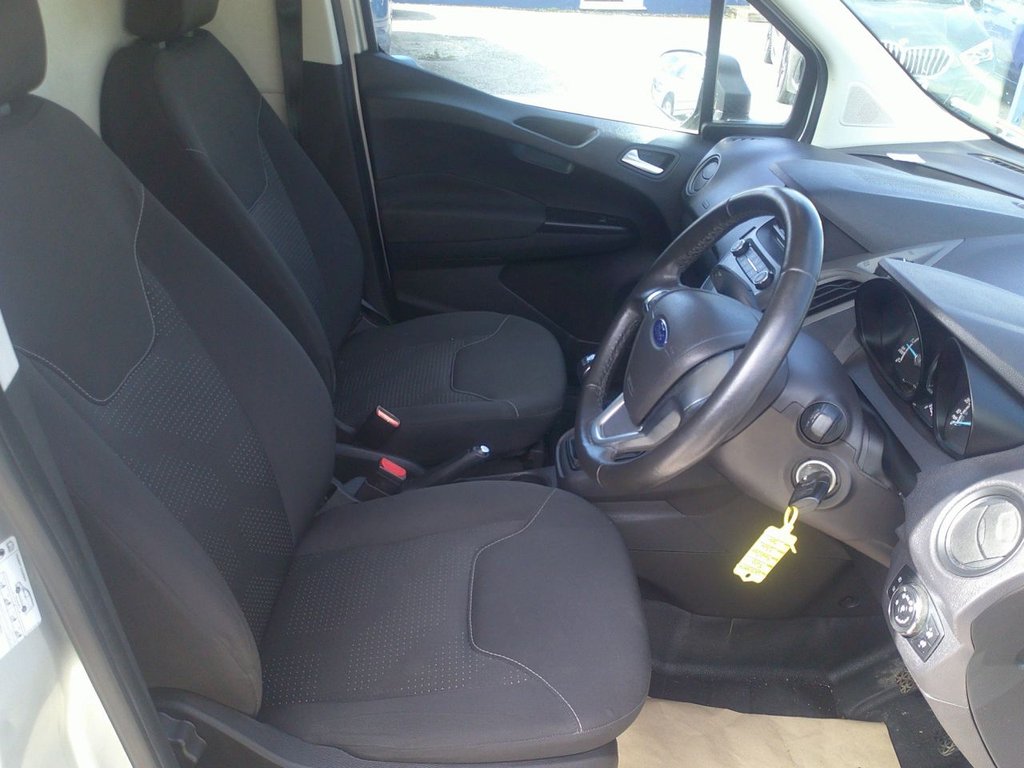 Used Ford Transit Courier 2021 for sale - 76647247: Photo 18