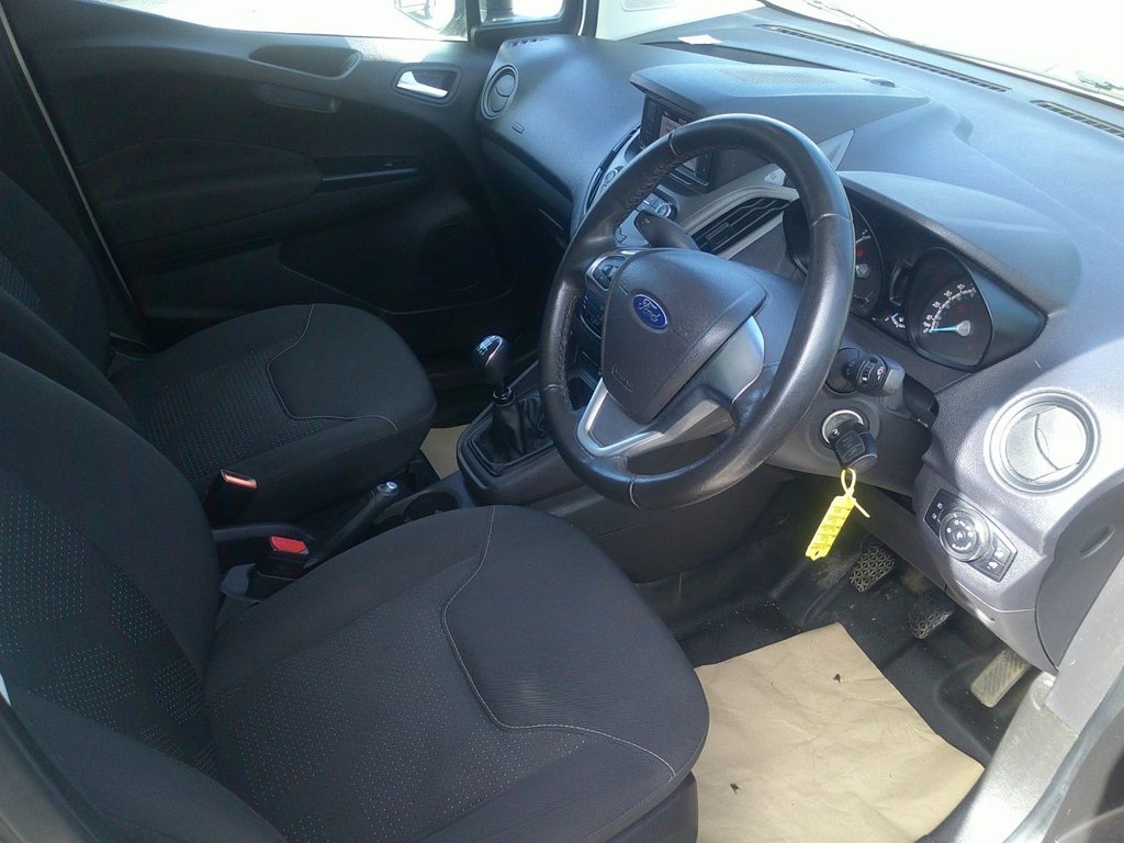 Used Ford Transit Courier 2021 for sale - 76647247: Photo 6