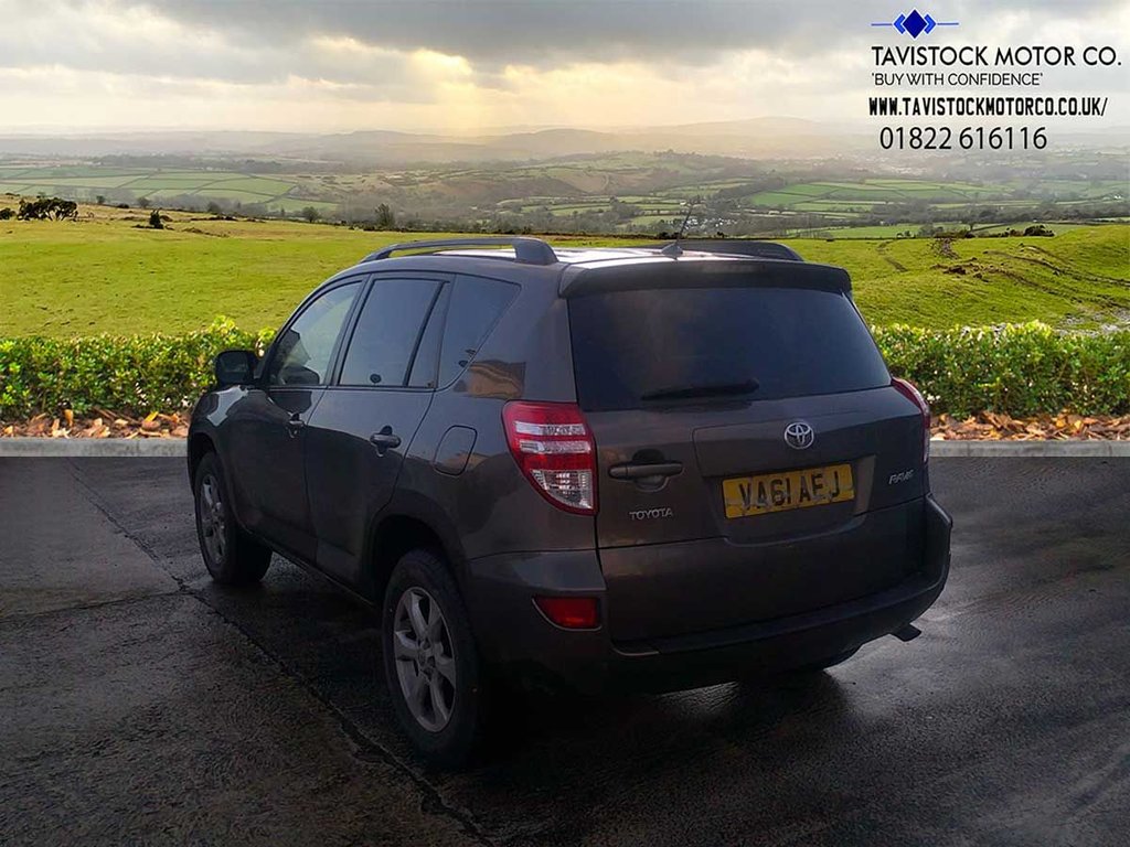 Used Toyota RAV4 2012 for sale - 76642450: Photo 12