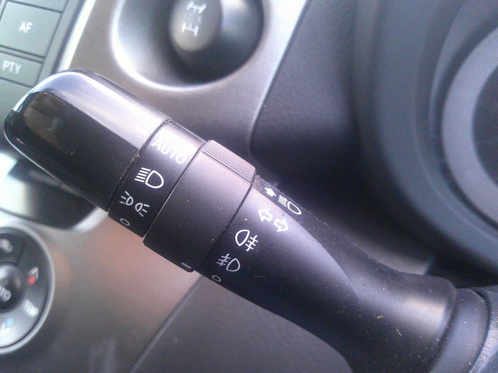 Used Toyota RAV4 2012 for sale - 76642450: Photo 16