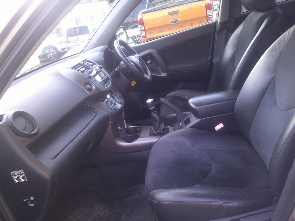 Used Toyota RAV4 2012 for sale - 76642450: Photo 23