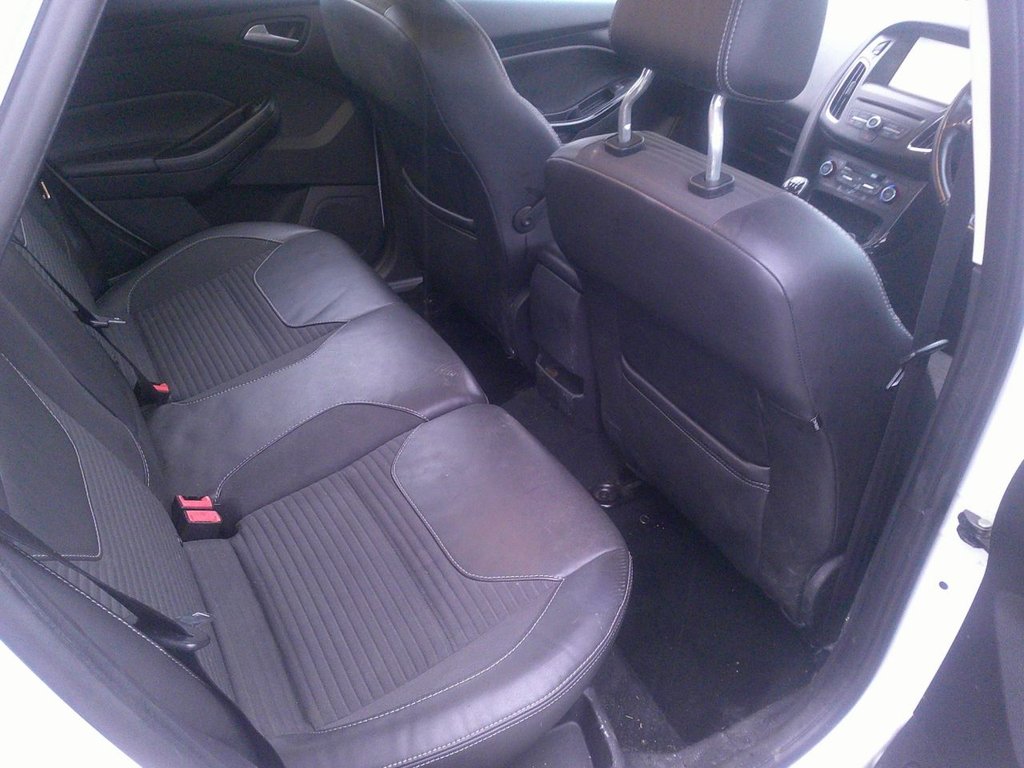 Used Ford Focus 2015 for sale - 77133367: Photo 5