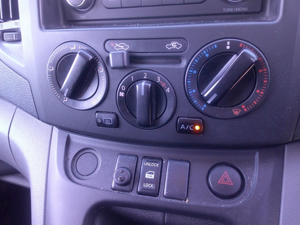 Used Nissan NV200 2016 for sale - 77936907: Photo 31