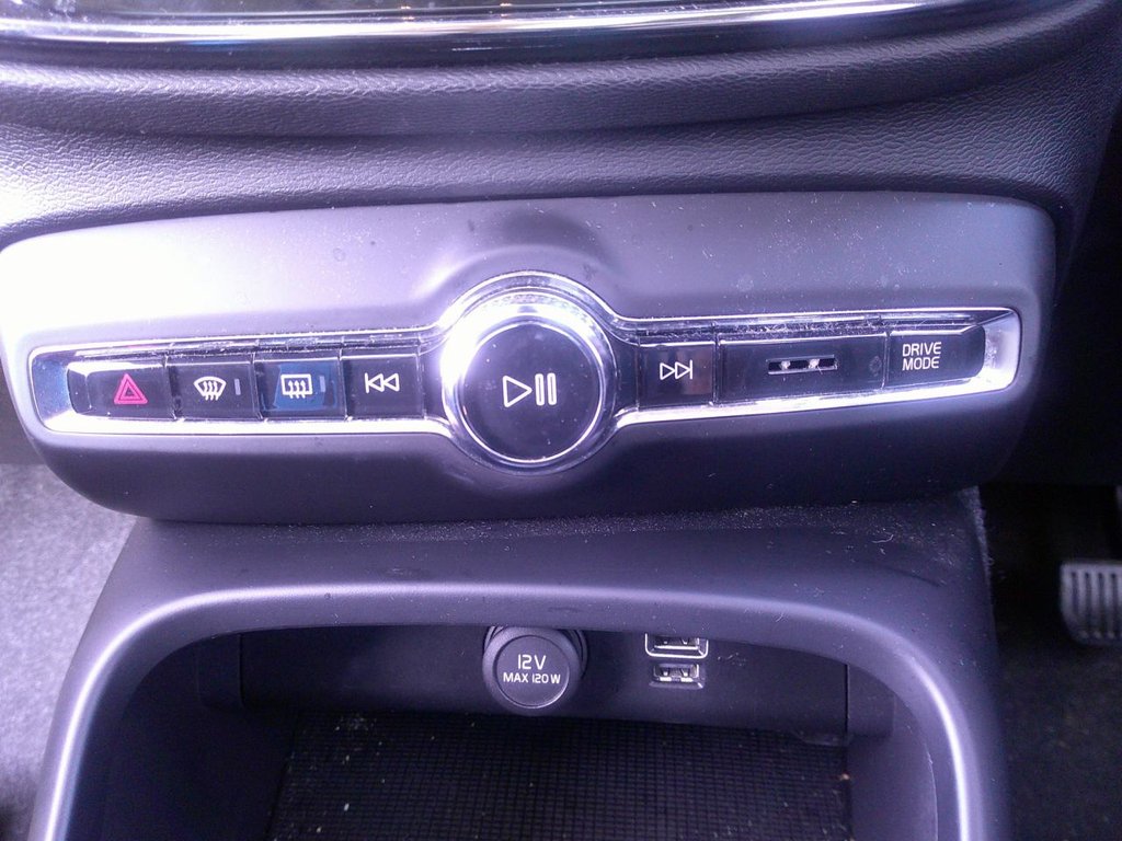 Used Volvo XC40 2018 for sale - 77642925: Photo 22