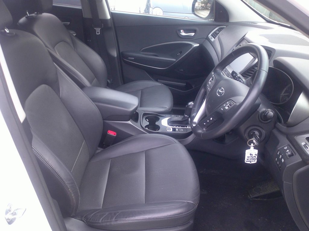 Used Hyundai Santa Fe 2016 for sale - 77534708: Photo 11