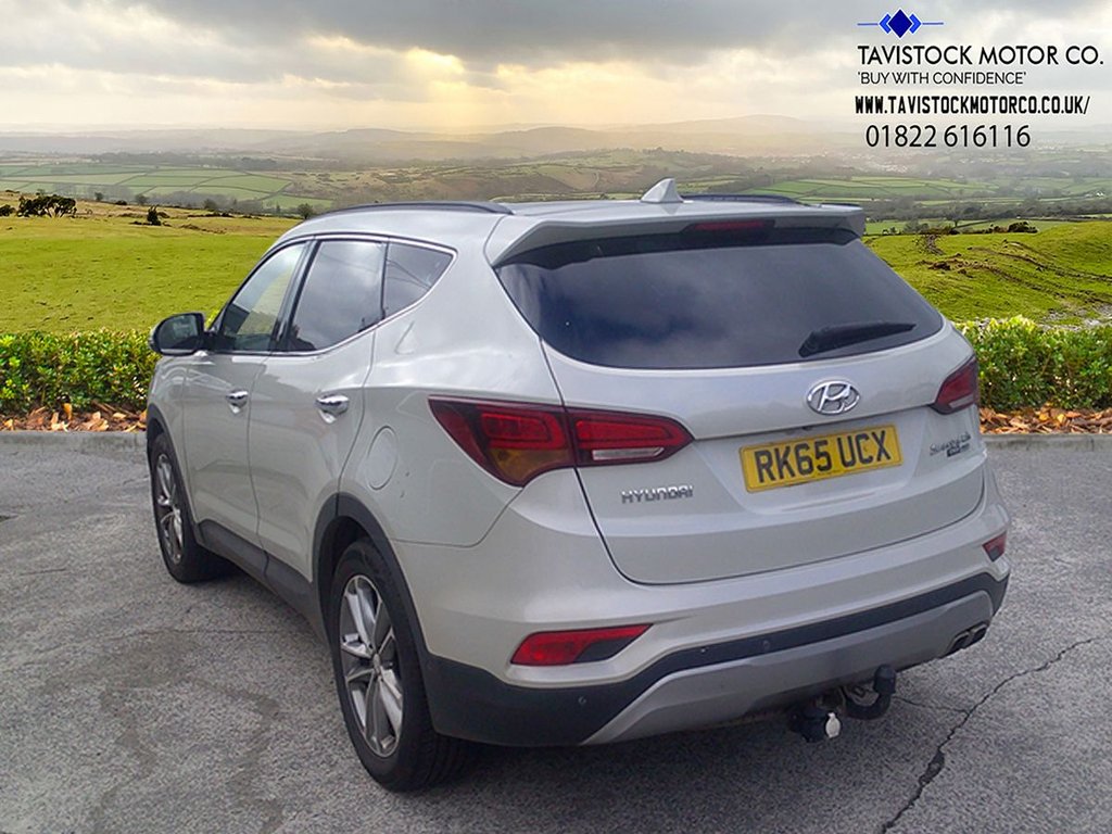 Used Hyundai Santa Fe 2016 for sale - 76647250: Photo 13