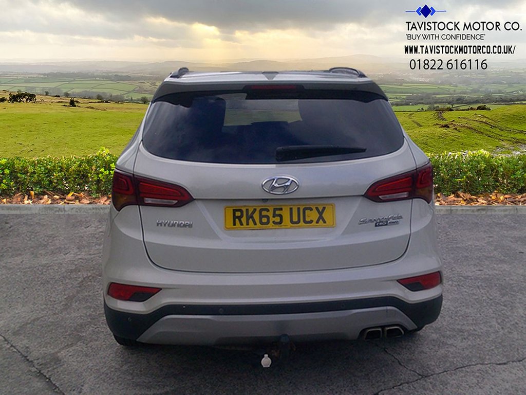 Used Hyundai Santa Fe 2016 for sale - 76647250: Photo 19