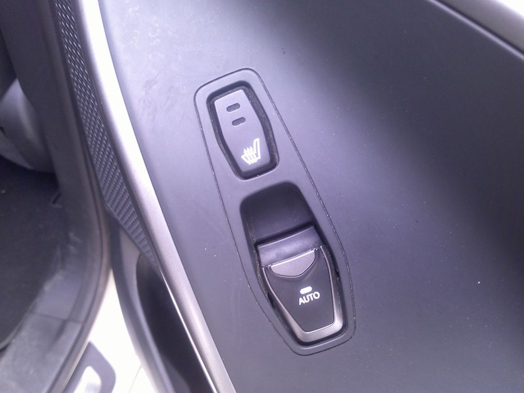 Used Hyundai Santa Fe 2016 for sale - 76647250: Photo 23