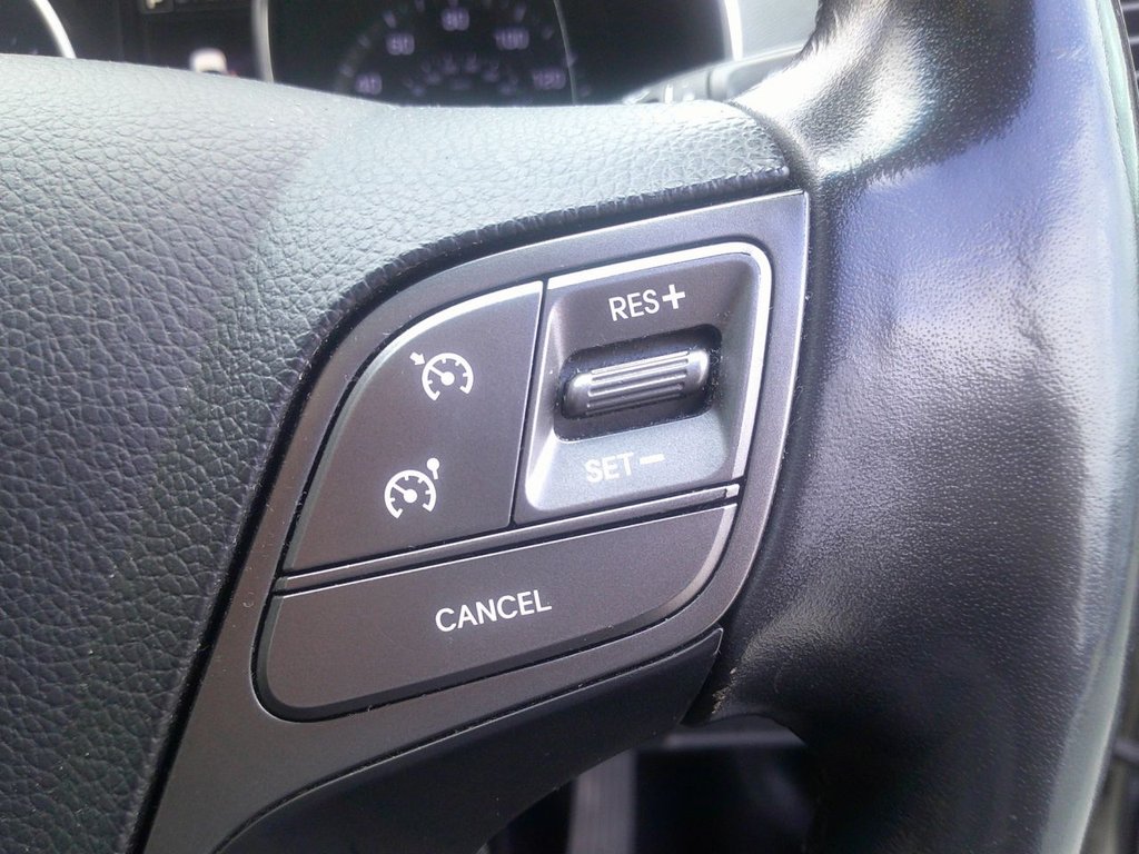 Used Hyundai Santa Fe 2016 for sale - 76647250: Photo 32