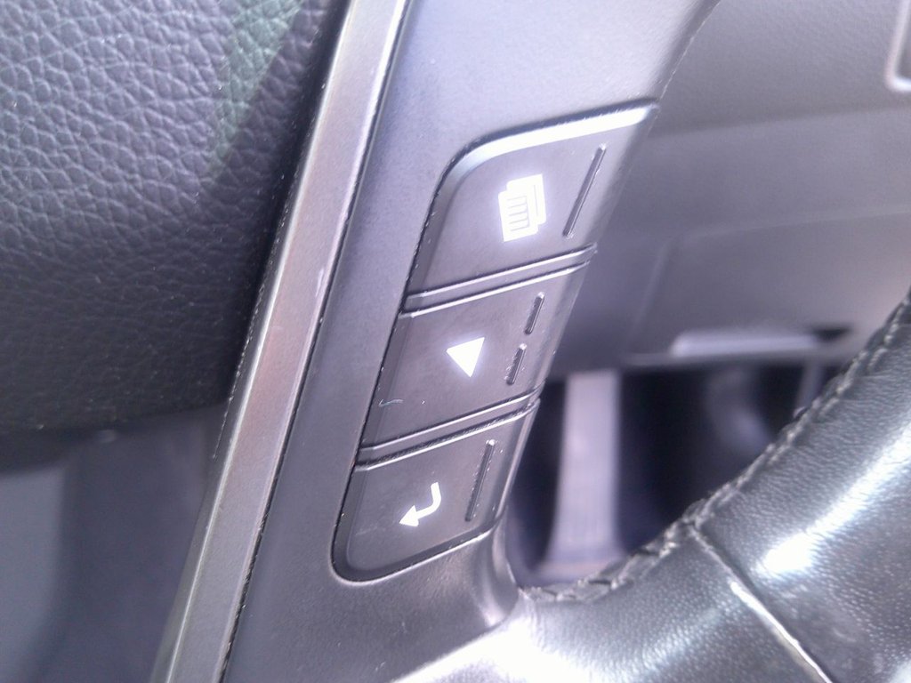 Used Hyundai Santa Fe 2016 for sale - 76647250: Photo 33