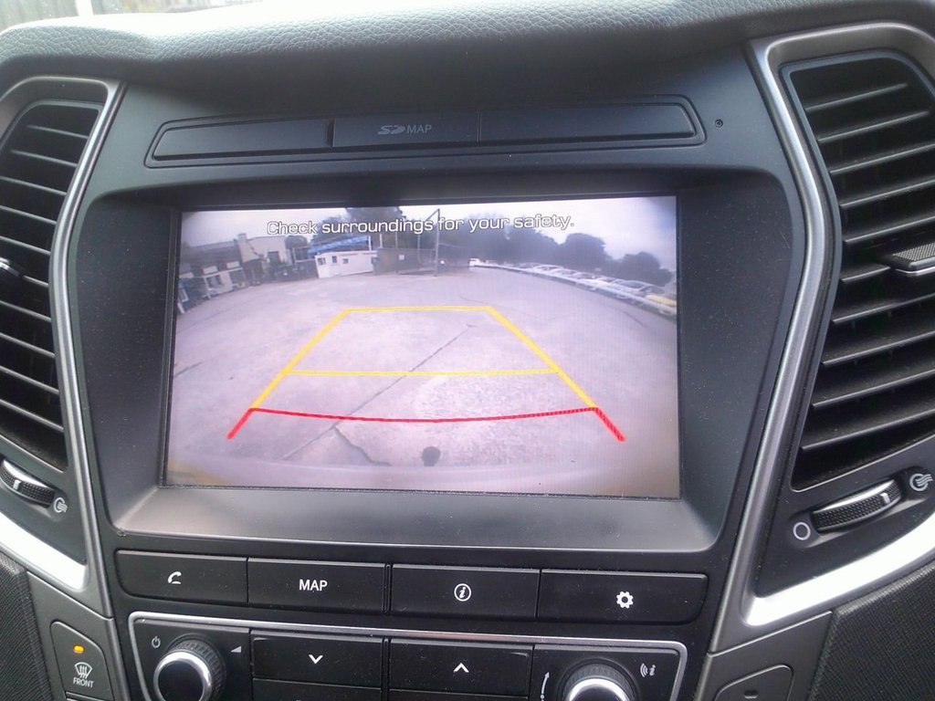 Used Hyundai Santa Fe 2016 for sale - 76647250: Photo 42