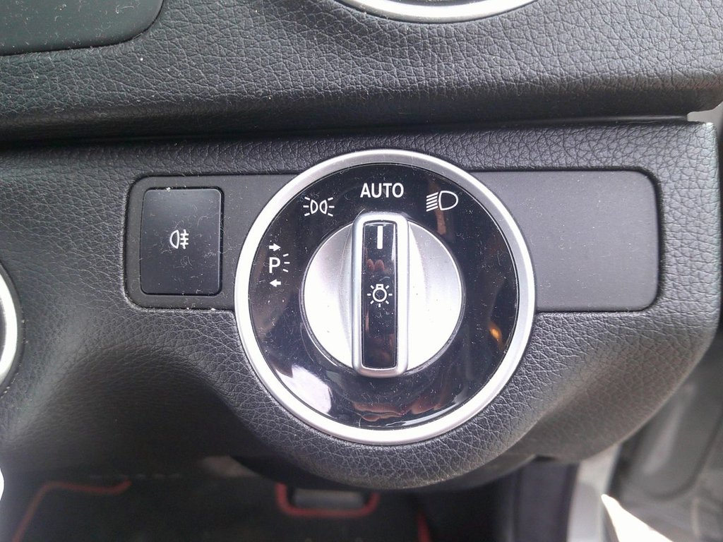 Used Mercedes-Benz C Class 2013 for sale - 77477692: Photo 25