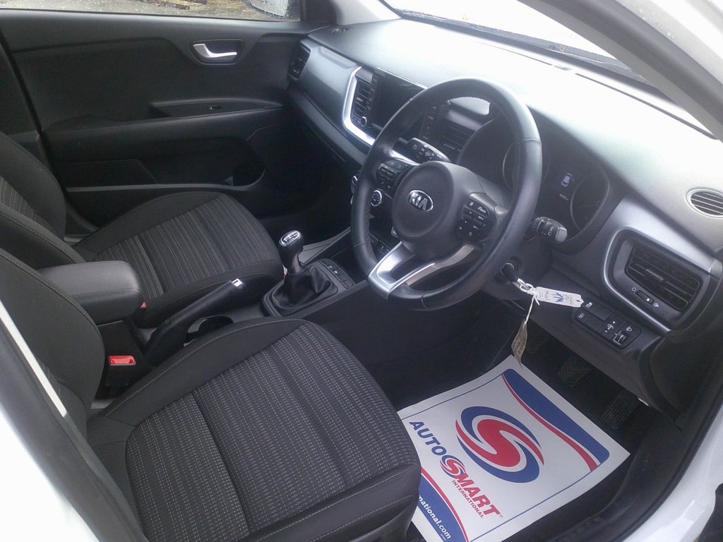 Used Kia Stonic 2018 for sale - 76647270: Photo 15