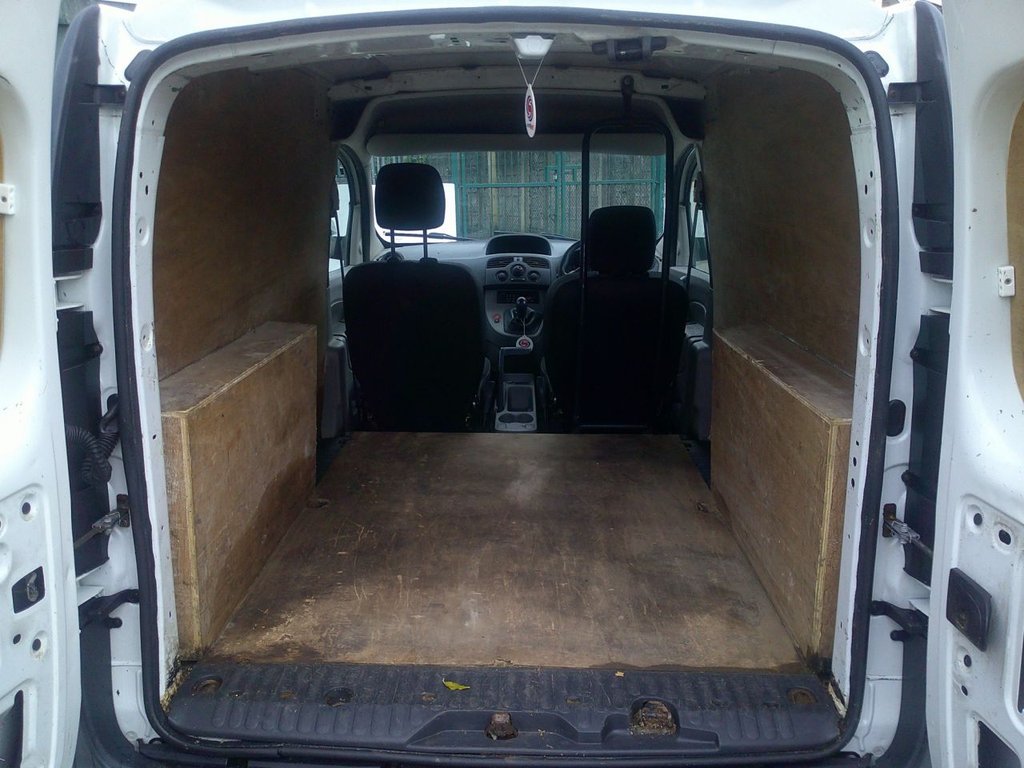 Used Renault Kangoo 2010 for sale - 76647261: Photo 18