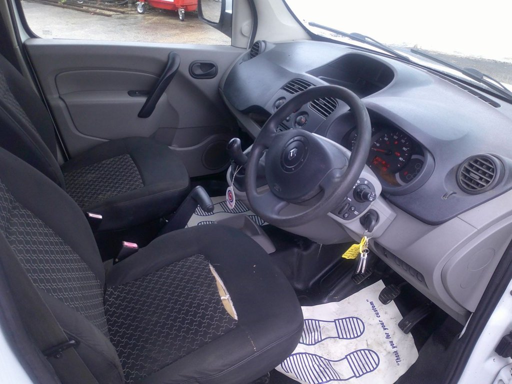 Used Renault Kangoo 2010 for sale - 76647261: Photo 22