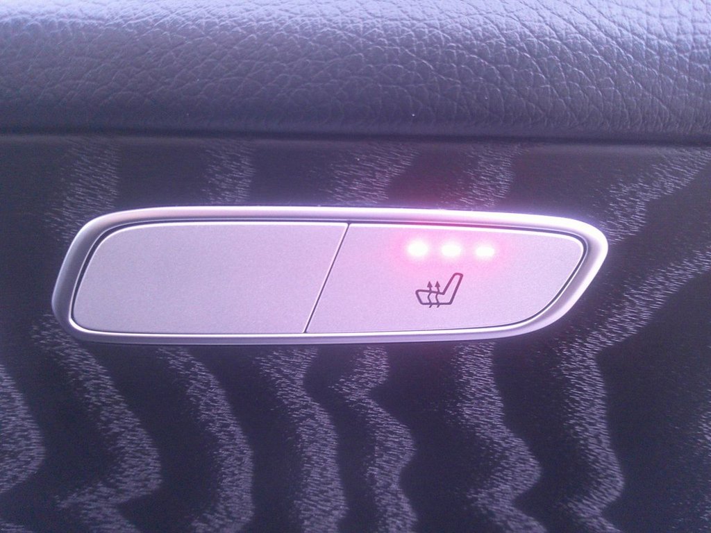 Used Mercedes-Benz GLC 2019 for sale - 76647264: Photo 34