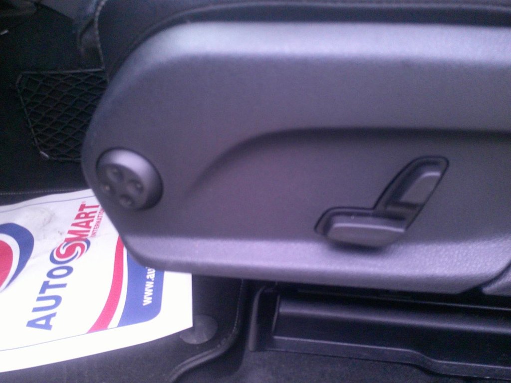 Used Mercedes-Benz GLC 2019 for sale - 76647264: Photo 35