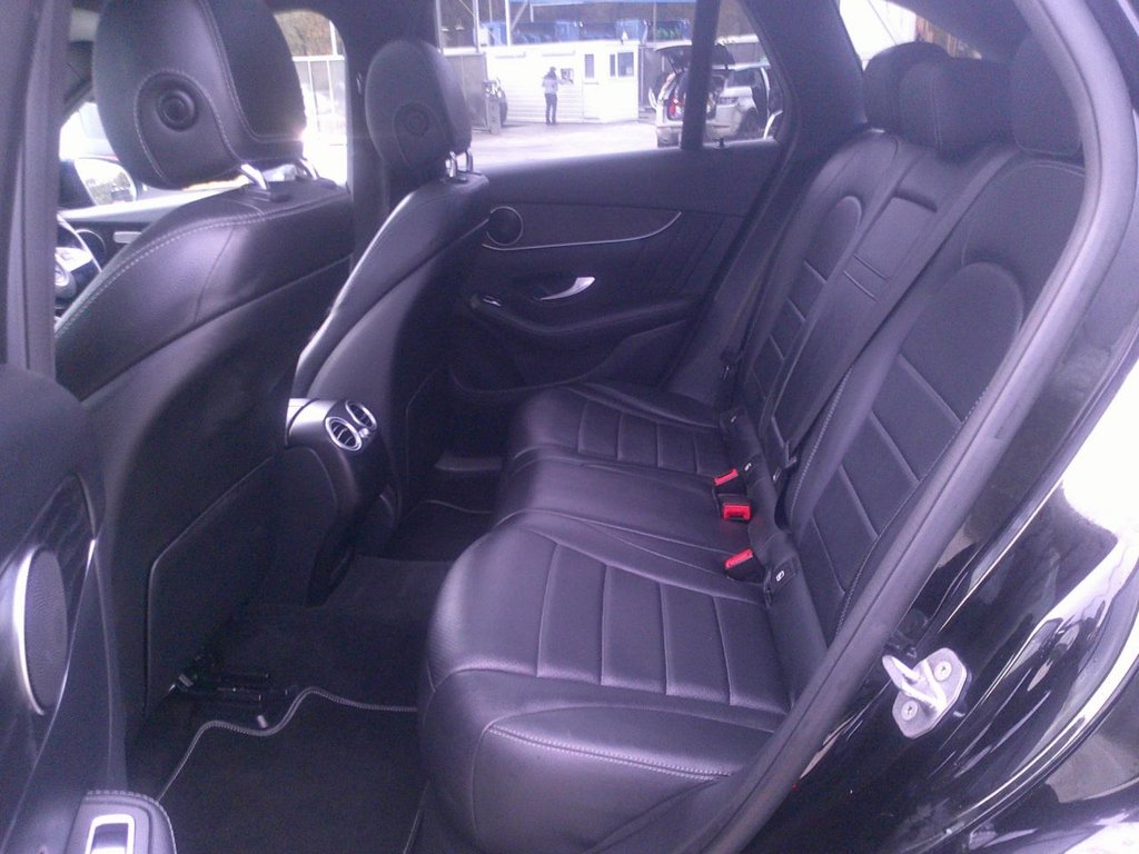 Used Mercedes-Benz GLC 2019 for sale - 76647264: Photo 9