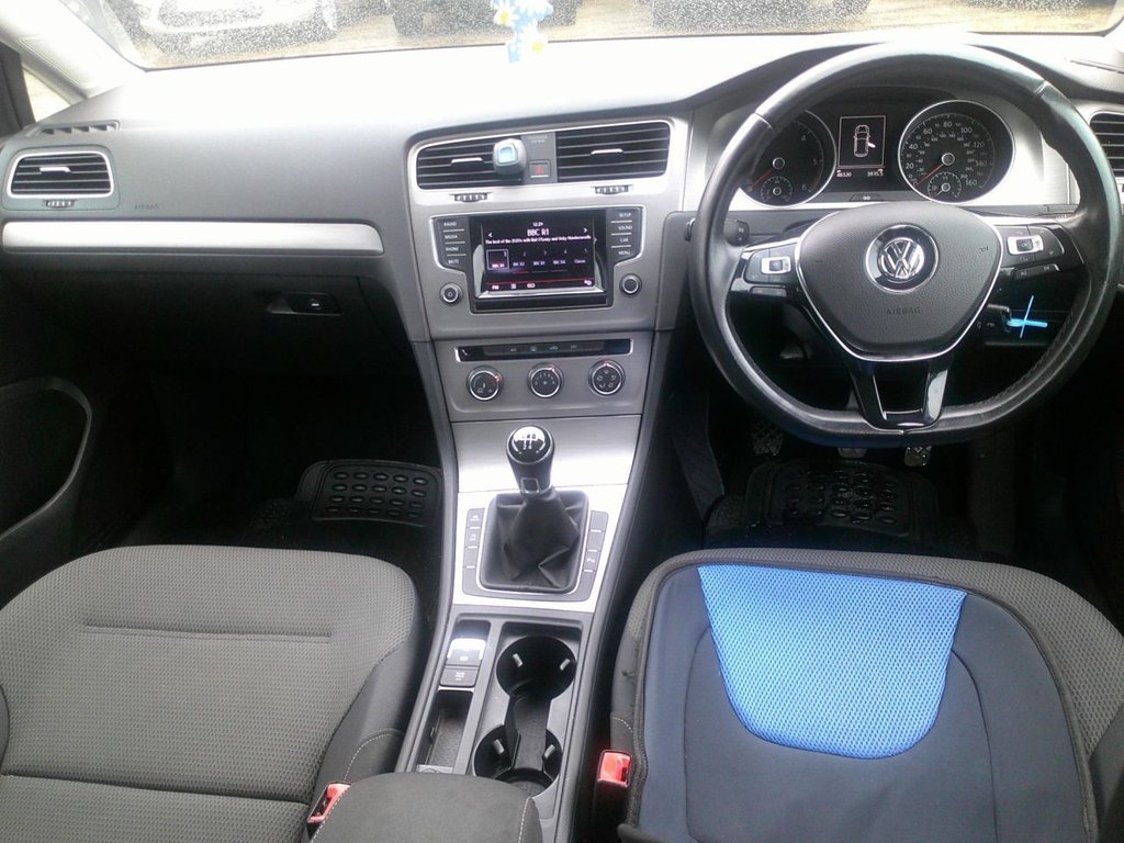 Used Volkswagen Golf 2014 for sale - 77563820: Photo 3
