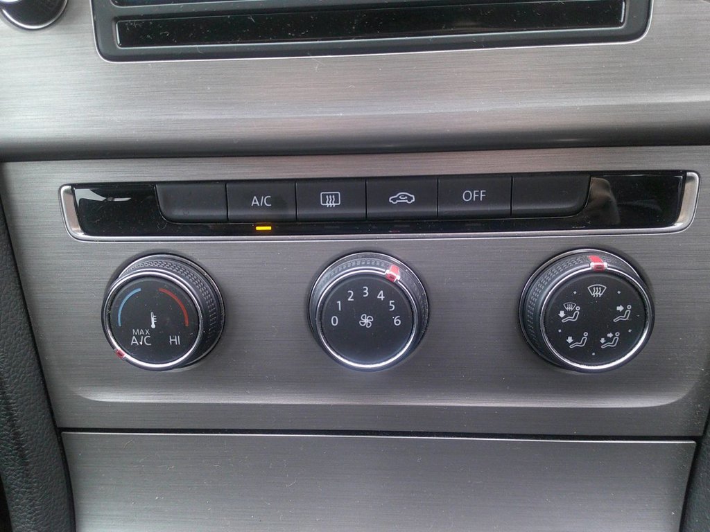 Used Volkswagen Golf 2014 for sale - 77563820: Photo 33