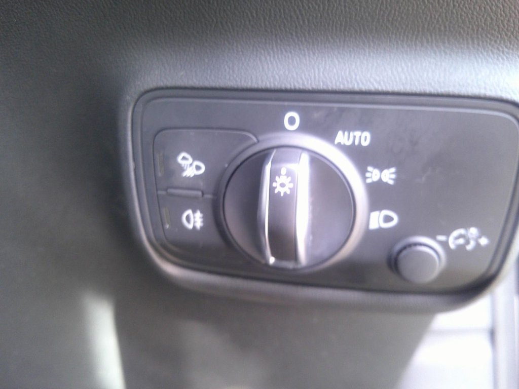 Used Audi TT 2017 for sale - 76647277: Photo 13