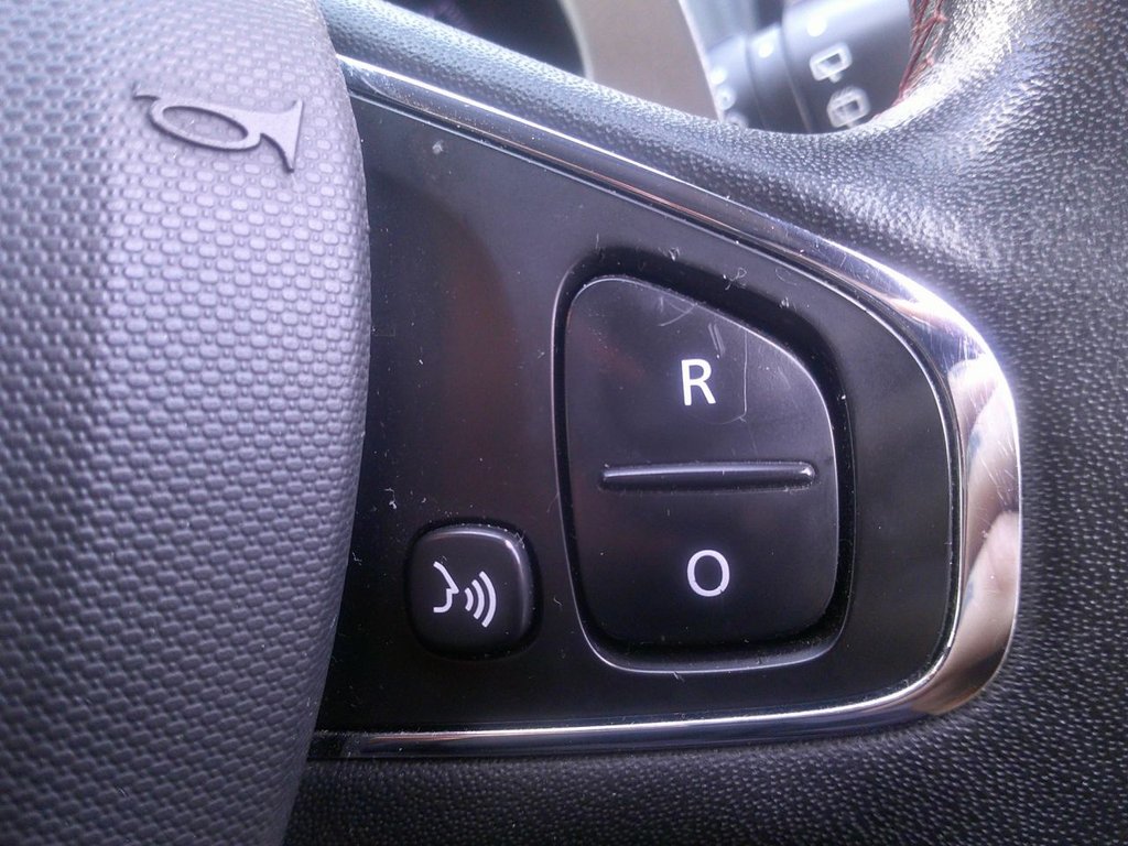 Used Renault Clio 2013 for sale - 77341624: Photo 23