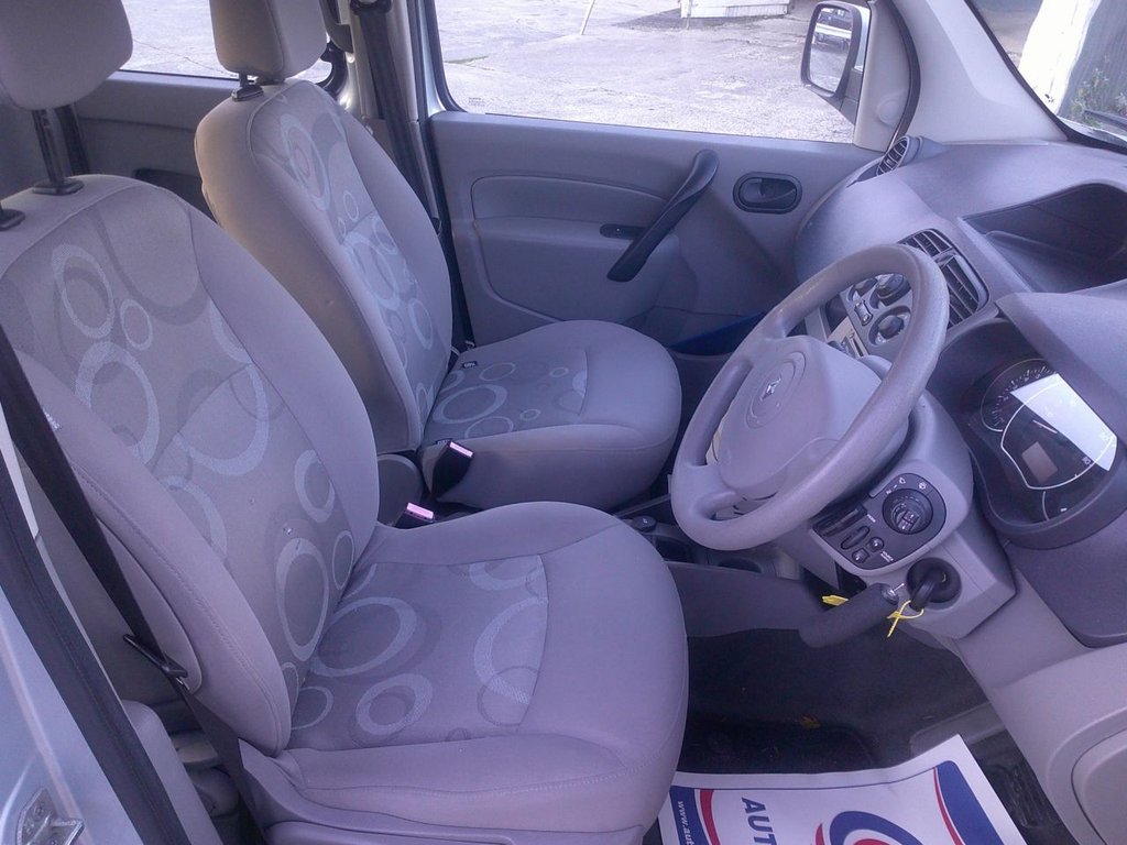 Used Renault Kangoo 2011 for sale - 76647269: Photo 22