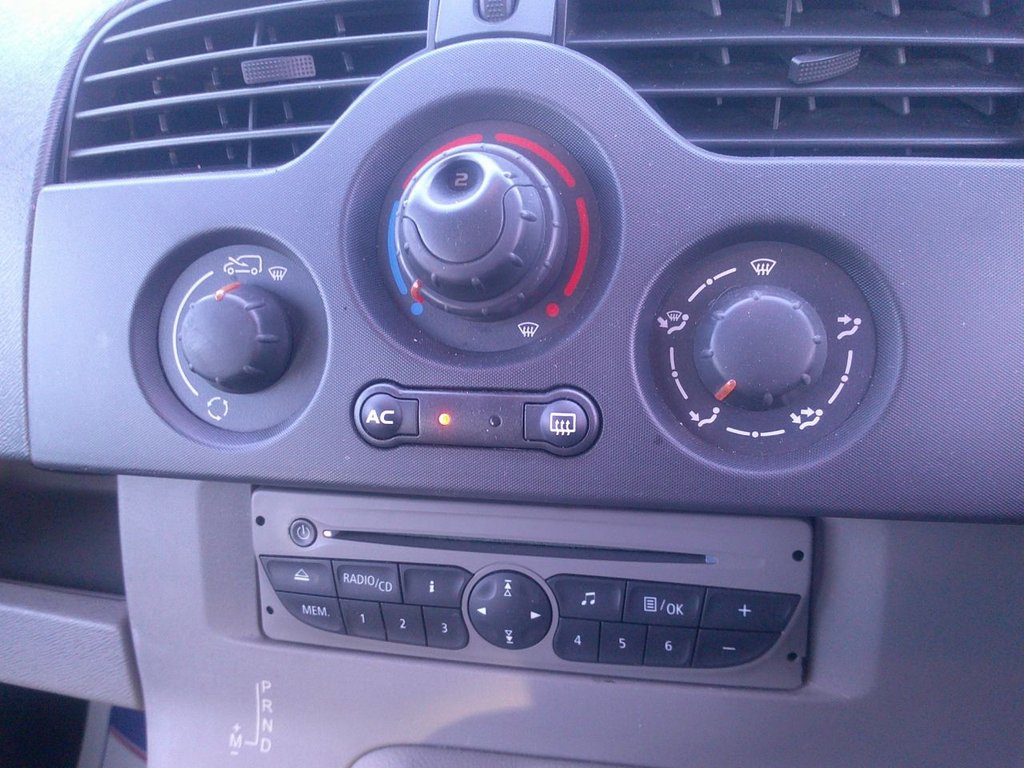 Used Renault Kangoo 2011 for sale - 76647269: Photo 6